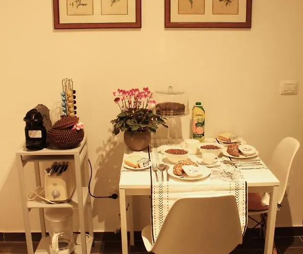 La Casetta Di Alvaro לינה וארוחת בוקר 4*